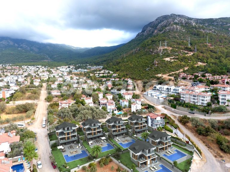 Вилла или дом от застройщика в Оваджик, Фетхие вид на море с бассейном: купить недвижимость в Турции - 67497