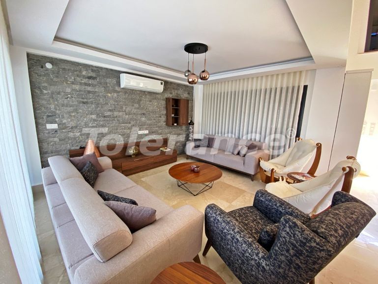 Вилла или дом в Оваджик, Фетхие вид на море с бассейном: купить недвижимость в Турции - 70023