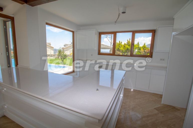 Вилла или дом в Оваджик, Фетхие с бассейном: купить недвижимость в Турции - 70055