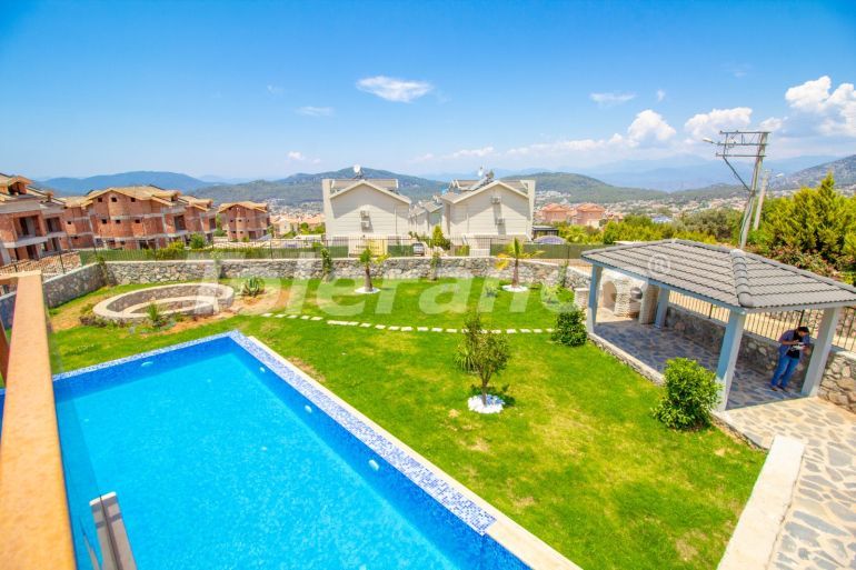 Вилла или дом в Оваджик, Фетхие с бассейном: купить недвижимость в Турции - 70071