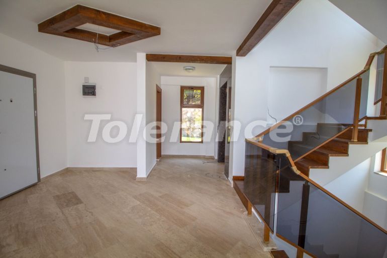 Вилла или дом в Оваджик, Фетхие с бассейном: купить недвижимость в Турции - 70074