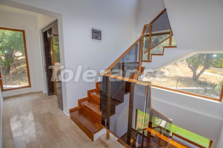 Вилла или дом в Оваджик, Фетхие с бассейном: купить недвижимость в Турции - 70075