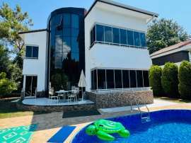 Вилла или дом в Текирова, Кемер с бассейном: купить недвижимость в Турции - 136403