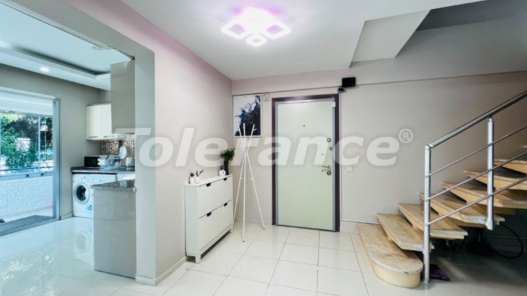 Вилла или дом в Текирова, Кемер с бассейном: купить недвижимость в Турции - 136428