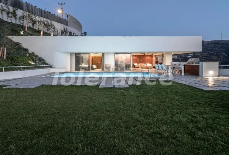 Вилла или дом от застройщика в Ялыкавак, Бодрум вид на море с бассейном: купить недвижимость в Турции - 26902